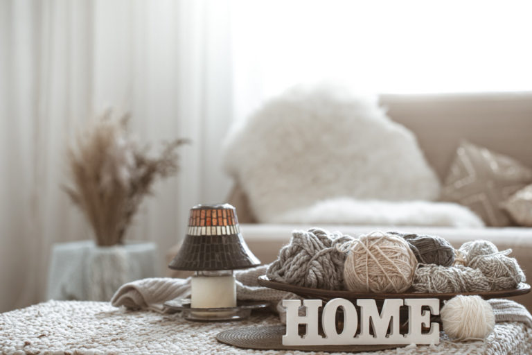 home hobbies knitting threads table